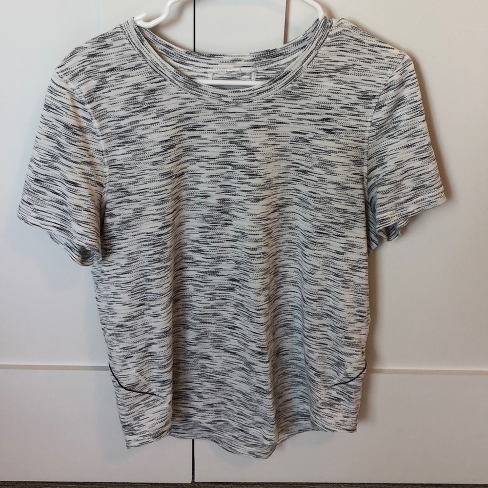 Lululemon running top. Like new condition